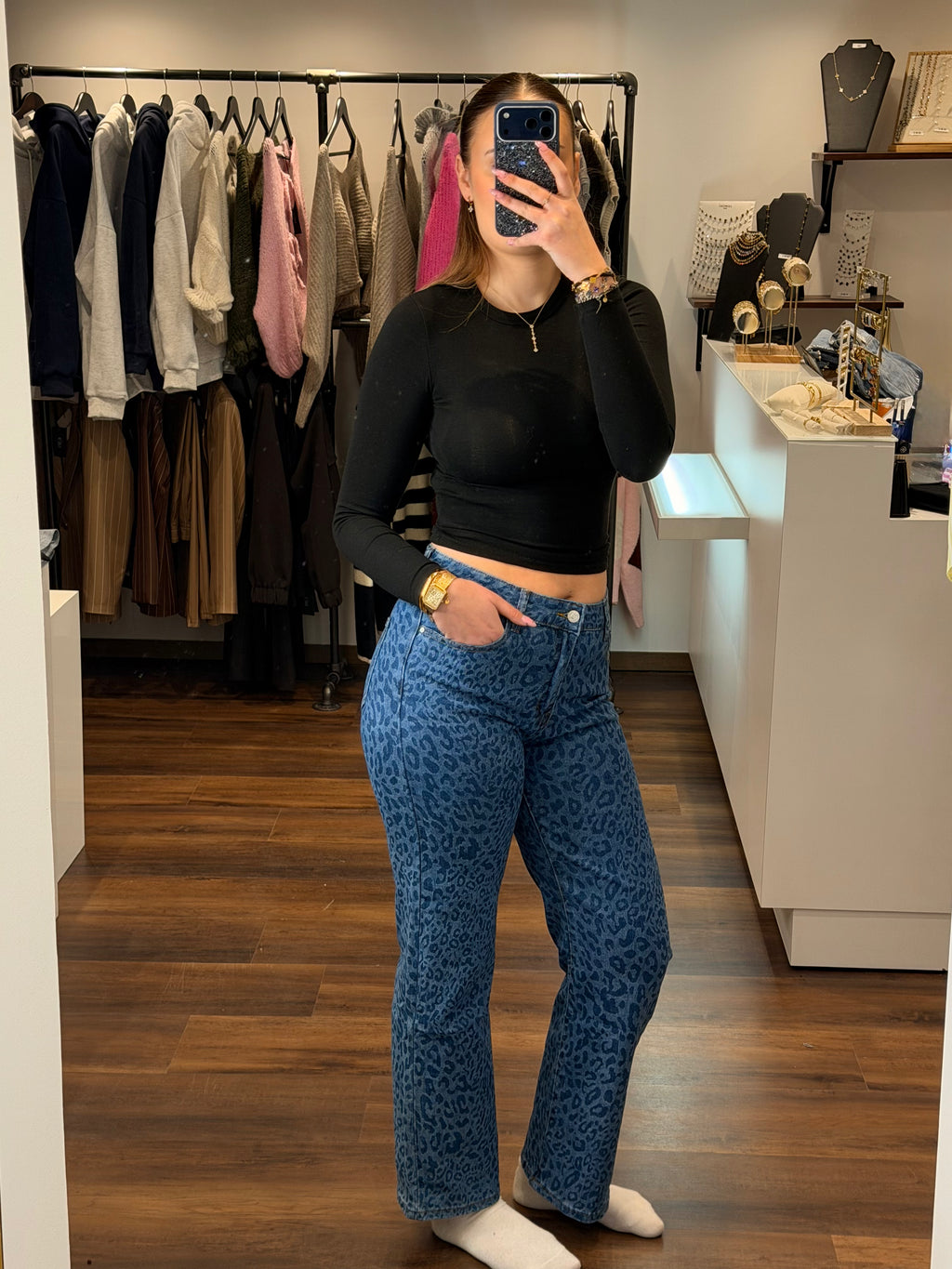 Jean "LÉONIE"