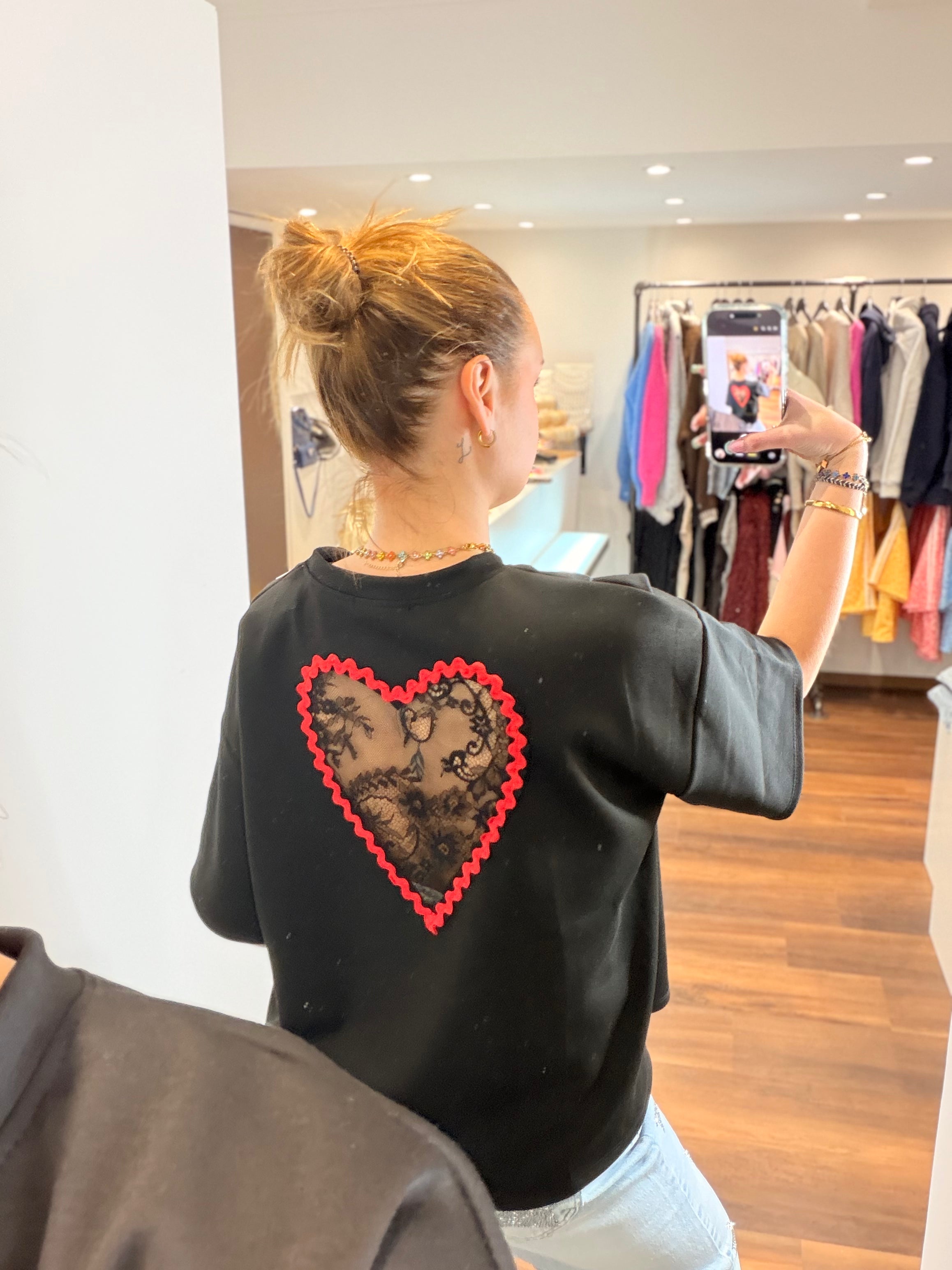 T-shirt coeur dentelle